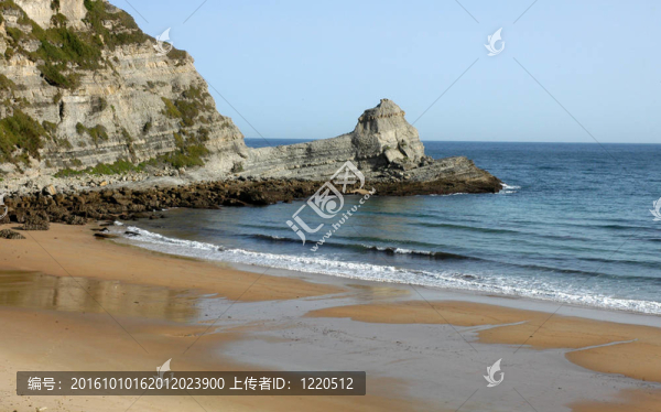 西班牙北部海岸的長(zhǎng)灣