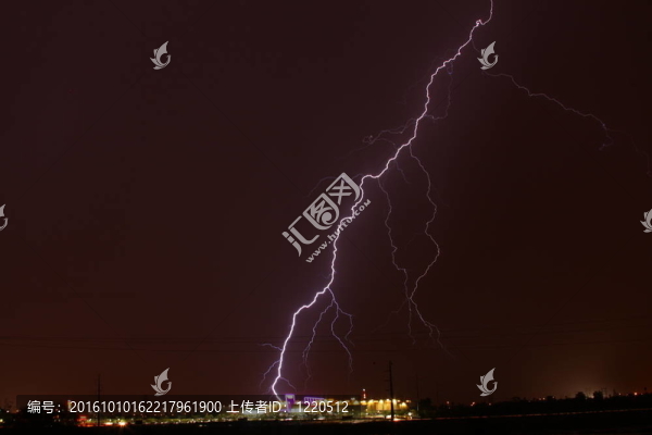 閃電