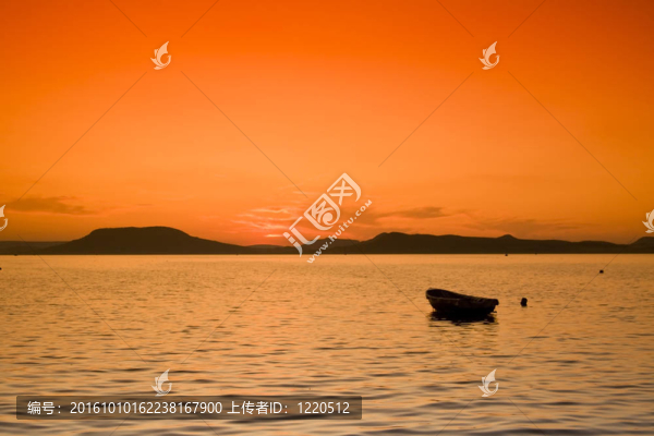 日落場(chǎng)景-匈牙利巴拉頓湖