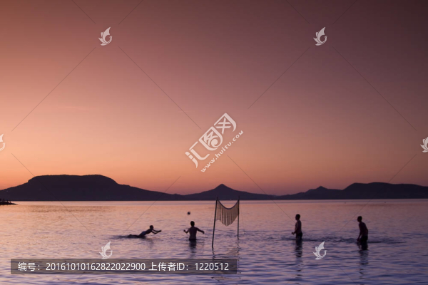 日落場(chǎng)景-匈牙利巴拉頓湖
