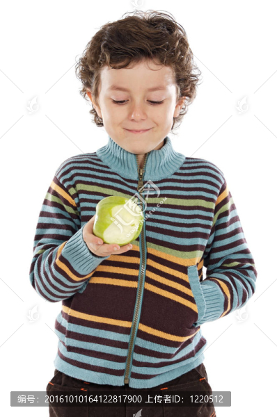 孩子吃一個蘋果