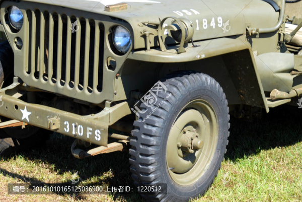 老式軍用吉普車
