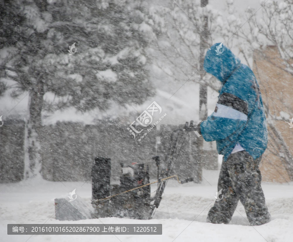 在暴風(fēng)雪中的元素