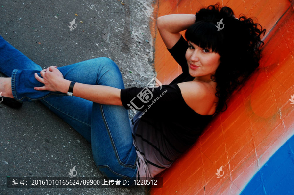 她-匯圖網(wǎng) www.fosd68.com 她