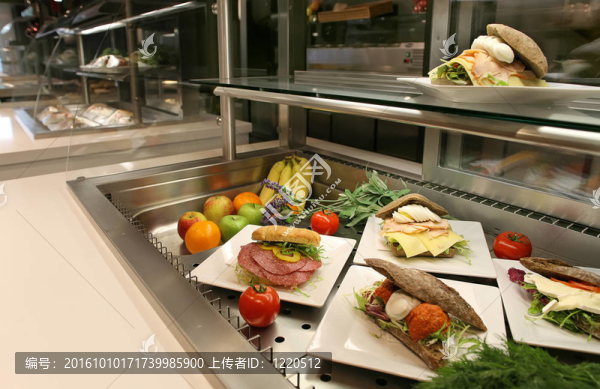 午餐柜