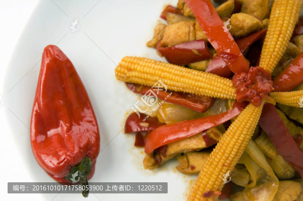 亞洲融合紅辣椒咖喱雞