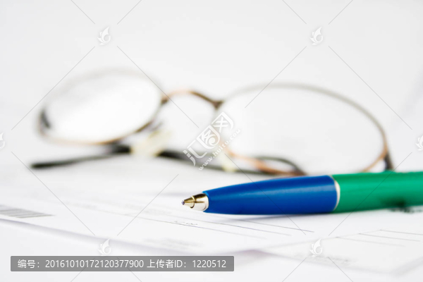 財務