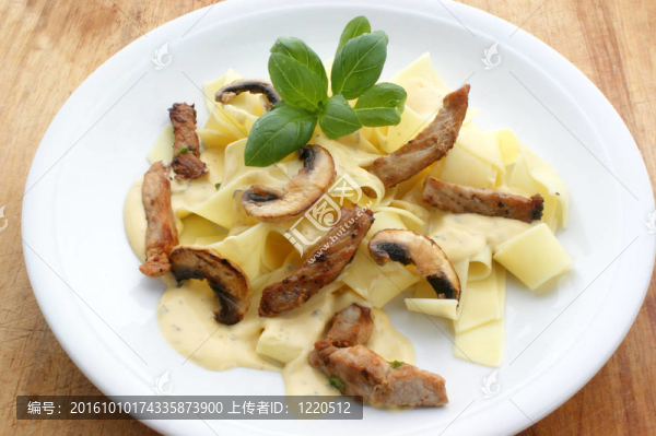 自制面條有機豬肉牛肉