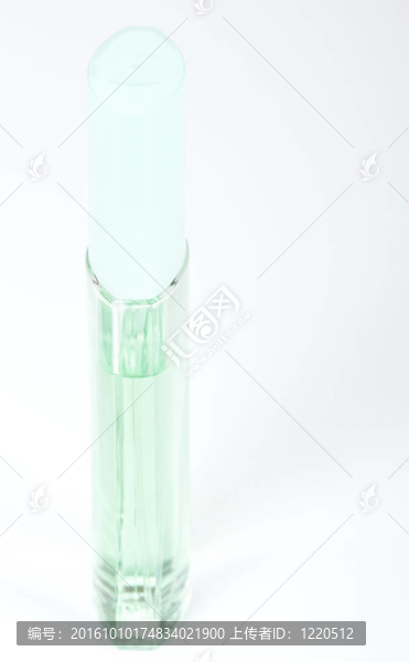 一瓶香水