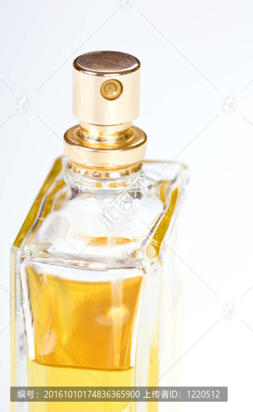 一瓶香水