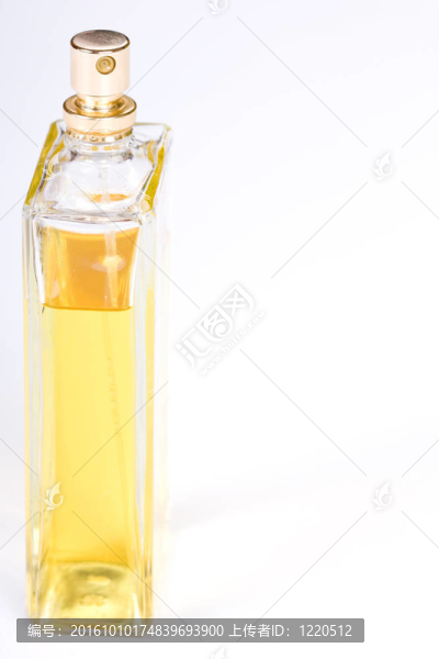 一瓶香水