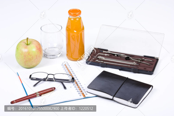 學(xué)校集