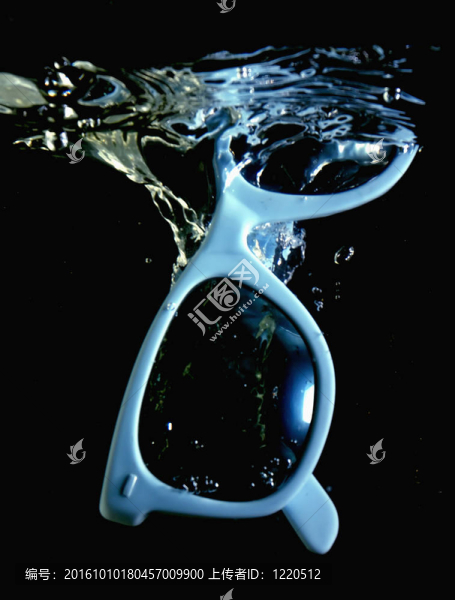 太陽(yáng)鏡-匯圖網(wǎng) www.fosd68.com 太陽(yáng)鏡