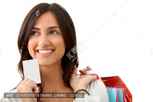 帶信用卡購物的女人