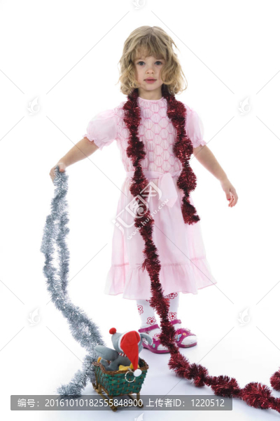 美麗的小女孩與圣誕裝飾