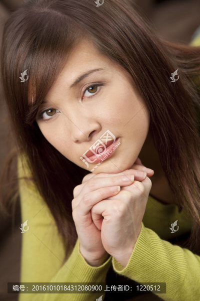 美麗的中國亞洲年輕女子