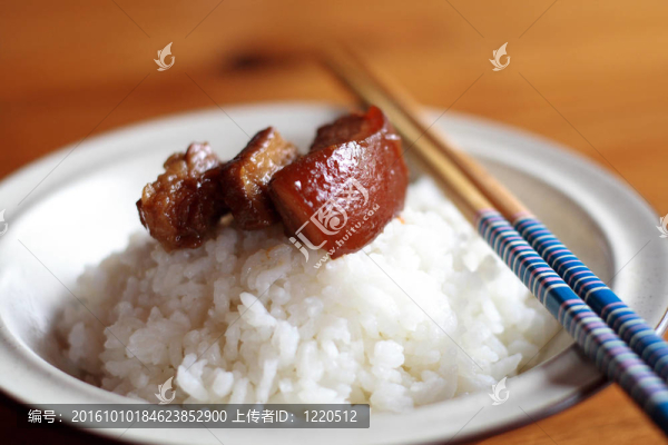 豬肉肚飯