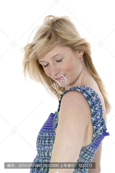年輕漂亮女孩的肖像