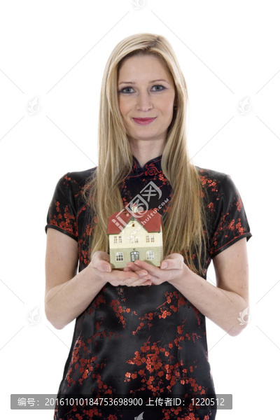 女人的廣告商業(yè)房地產(chǎn)