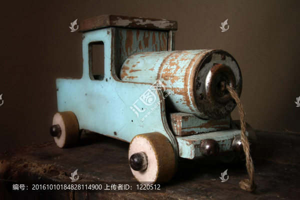 老式火車玩具