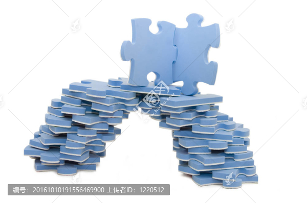 拼圖；白色背景上的孤立