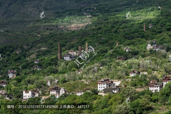 四川丹巴梭坡碉樓