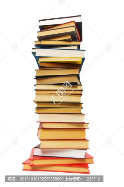 白色背景下的書籍堆疊