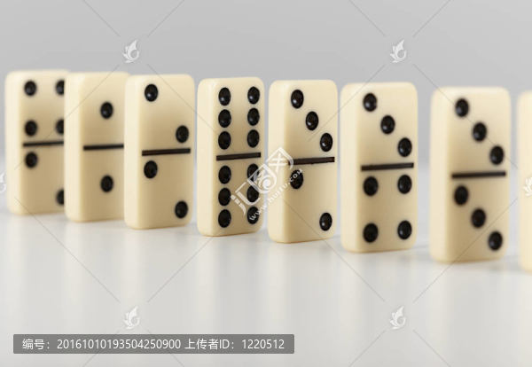 多米諾排隊(duì)
