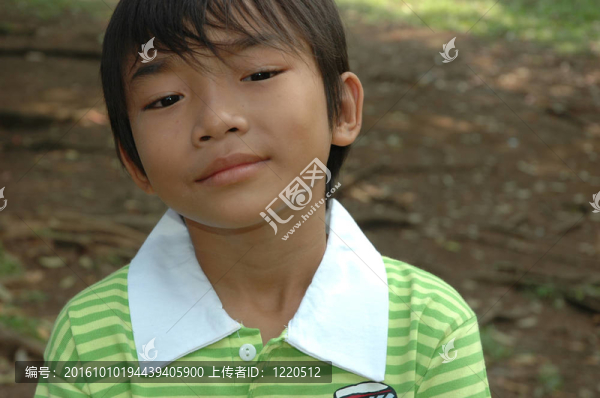 可愛的小男孩