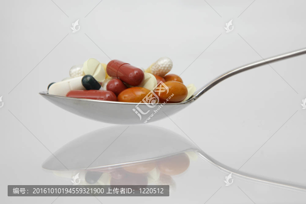 不同的藥勺