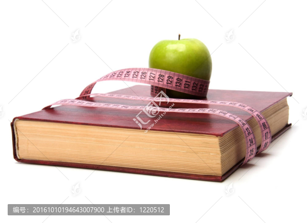 環(huán)繞在白色背景上的書