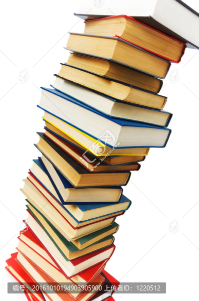 白色背景下的書籍堆疊