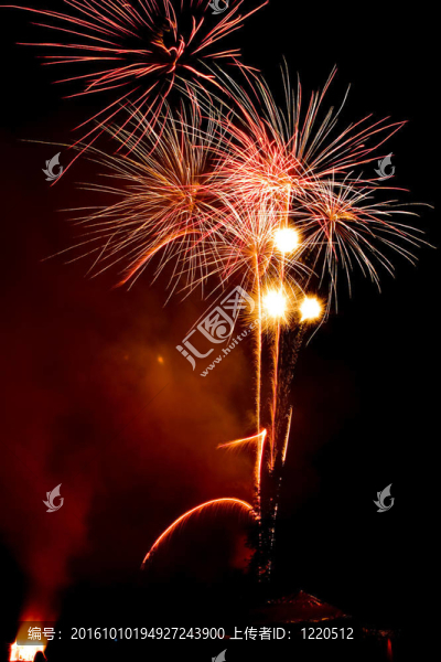 爆炸的煙花