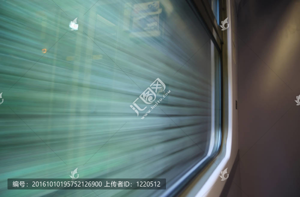 飛馳的列車