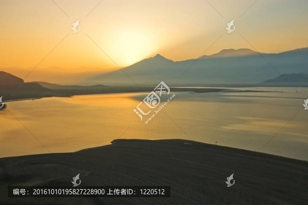 沙漠水庫