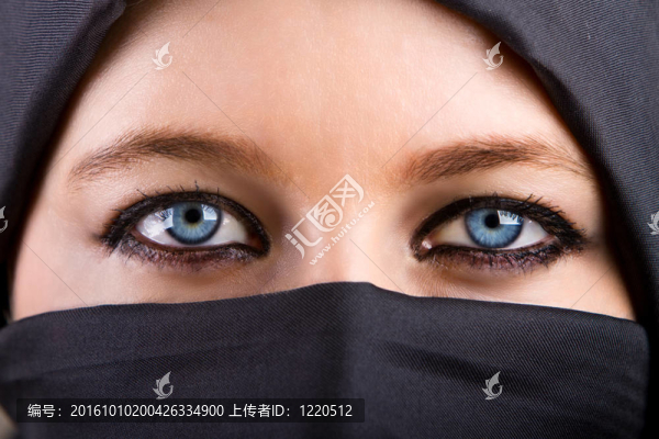 神秘的女人的眼睛