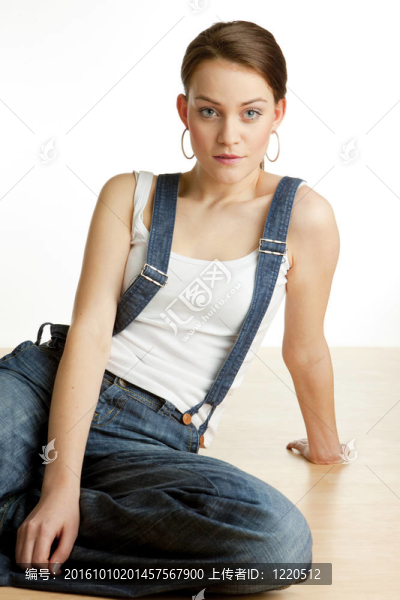 坐著的女人的畫像