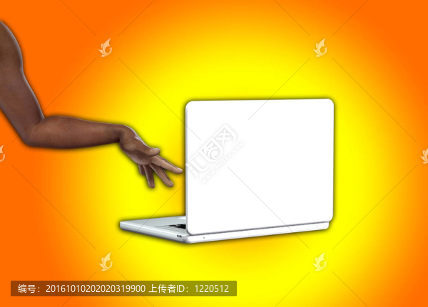 手上的筆記本電腦