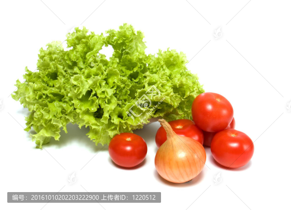 生菜沙拉和白色背景上的蔬菜