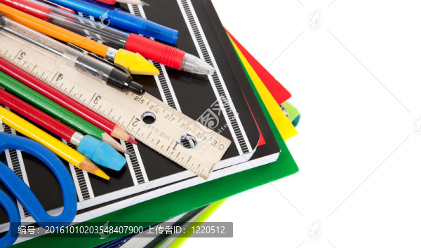 學校用品的白色與復制空間