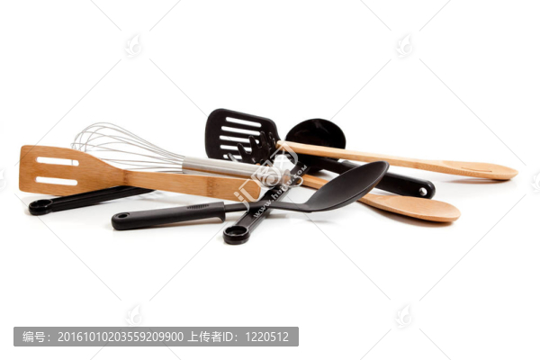 白色背景的各種廚房用具
