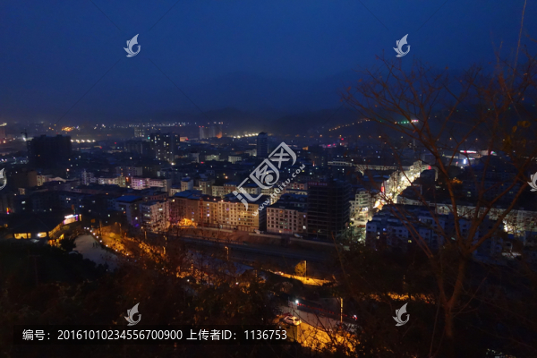 城鎮(zhèn)夜景