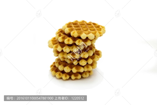 白色背景上分離的餅干