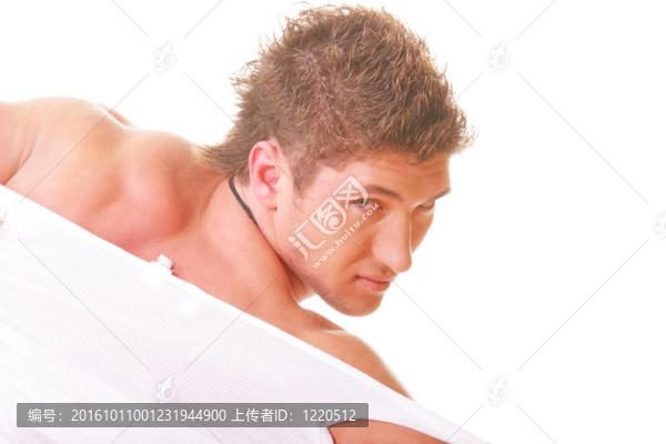 撕襯衫的家伙