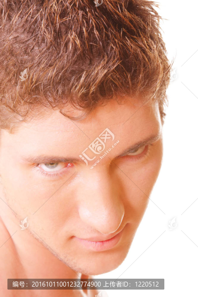 挑釁的目光