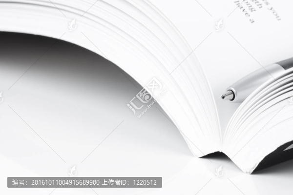 打開書和筆