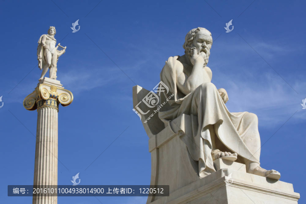 Athens,Socrates和阿波羅的雕像；