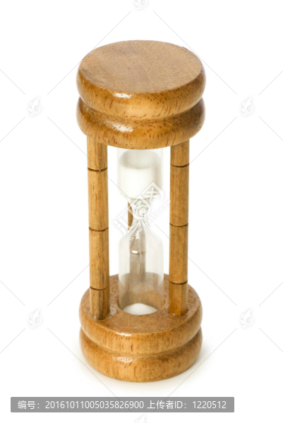 白色背景上的木沙漏