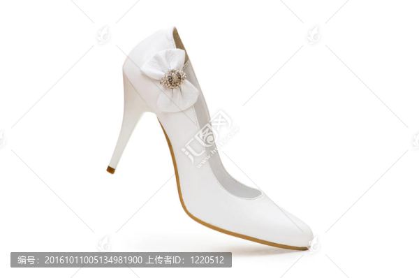 白色背景下的女性鞋