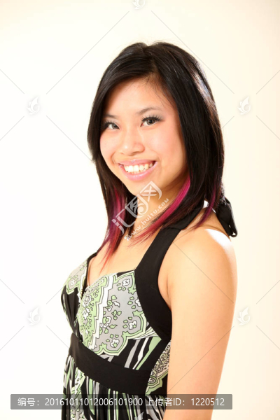 美麗的亞洲年輕女人